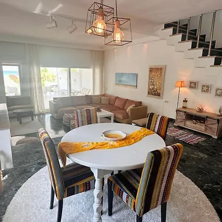 Beachfront Indigo Villa