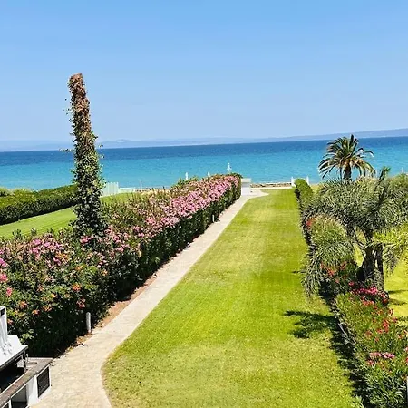 Villa Beachfront Indigo